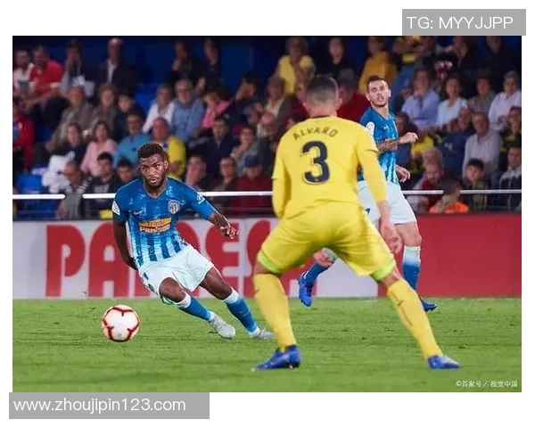 特温特与马斯特里赫特的精彩对决结果分析与赛后点评